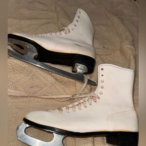 Vintage Imperial White Figure Ice Skates Women's Tempered Hardened Blade Size 6